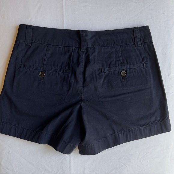 Uniqlo shorts size 2 in great condition!! - Picture 5 of 12